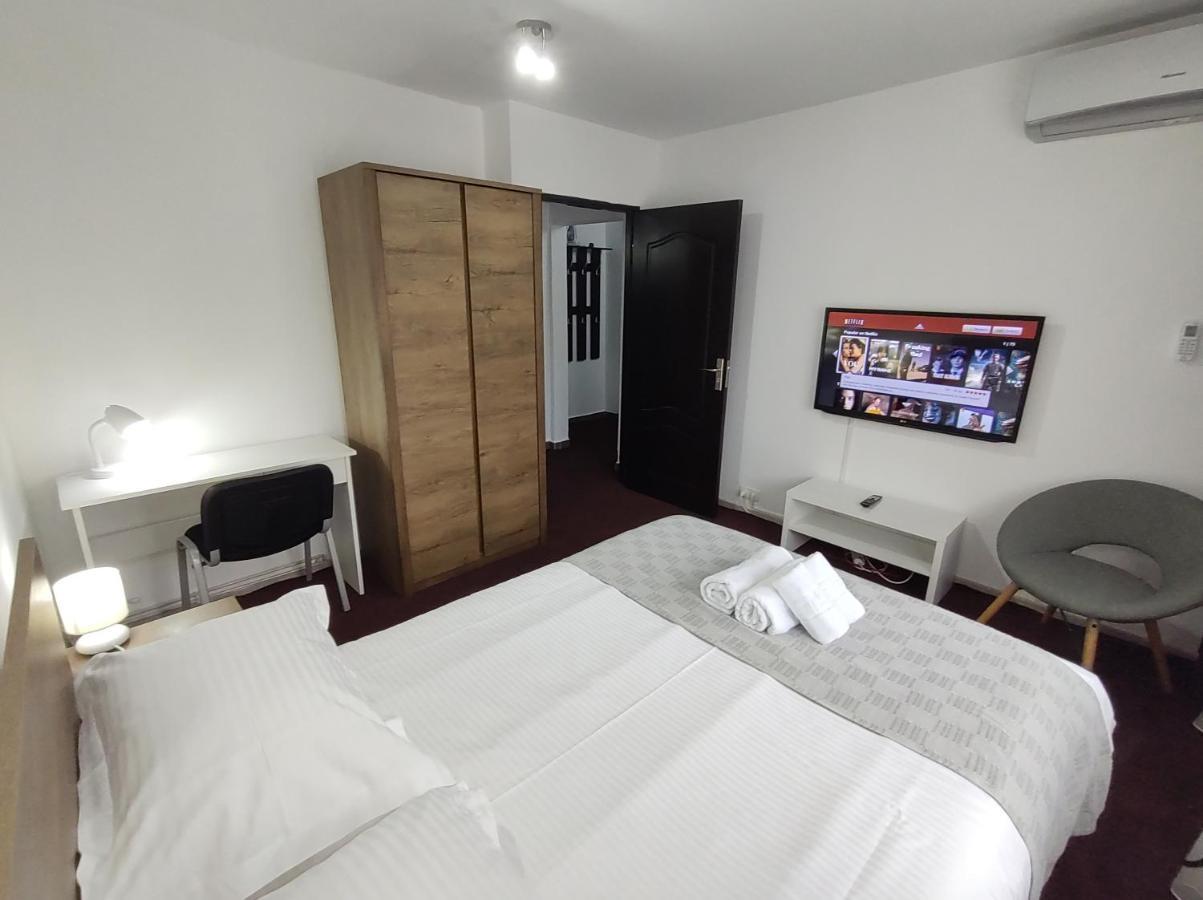 Creative Apartment Baia Mare Exterior photo